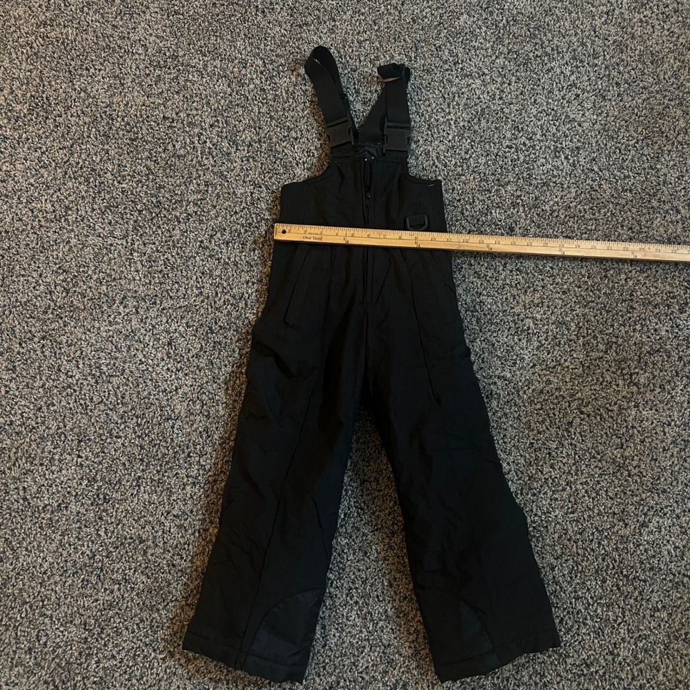Sport Essentials Kids Black Insulated Snow Bib Overalls Size 6 Ski Pants RN88762